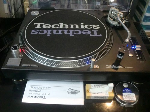 Technics 1200mk3d turntable - technics,